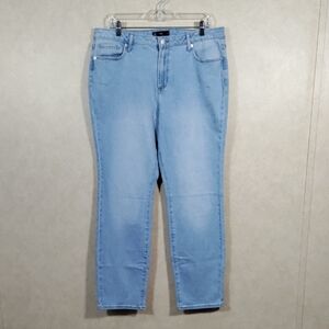 2/$10 04149 Member's Mark light wash 5 pocket stretch blue jeans 14